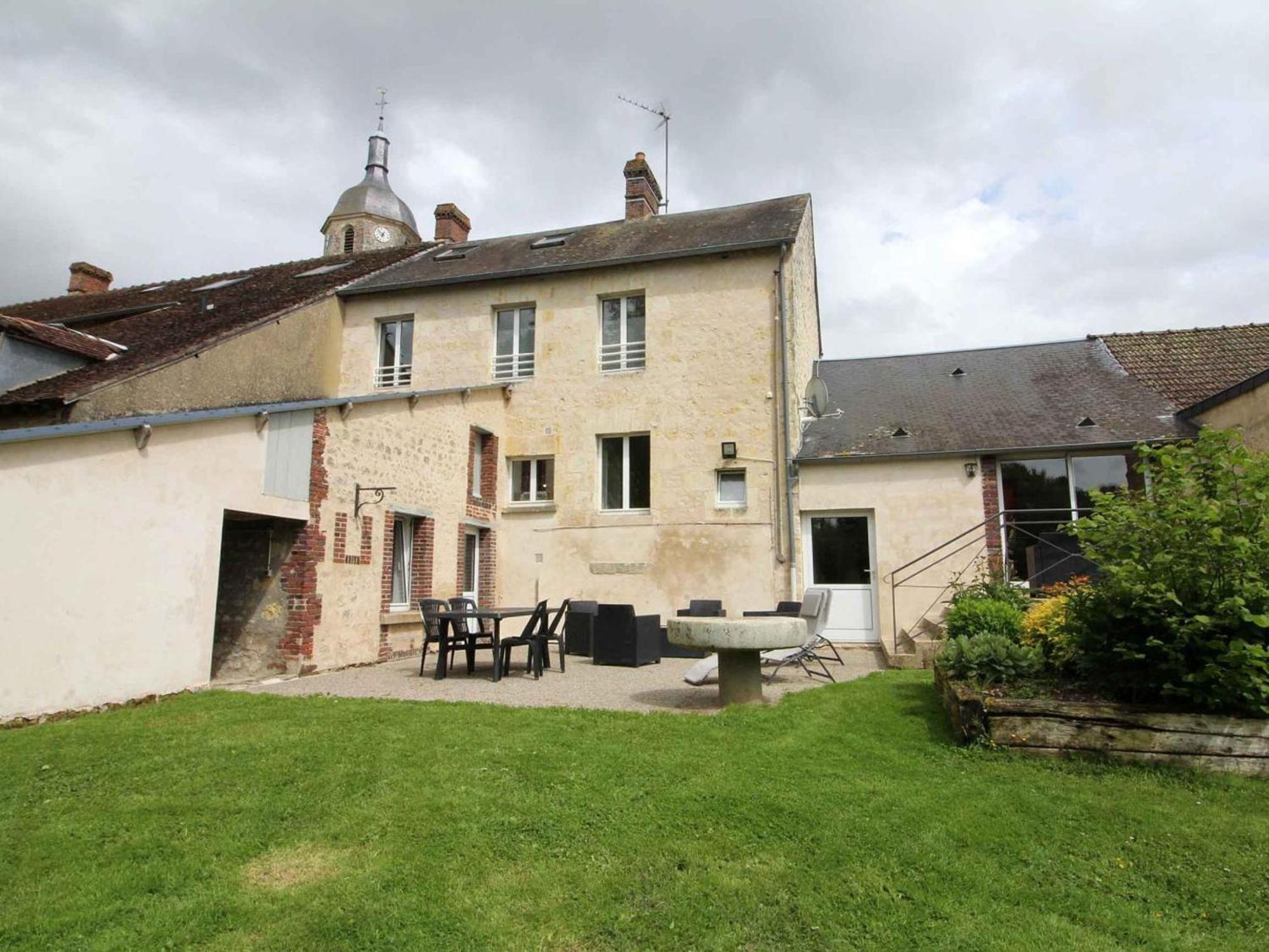 Maison Percheronne Spacieuse Avec Billard, Babyfoot, Et Jardin Clos, Animaux Bienvenus ! - Fr-1-497-65 La Mesniere Exteriér fotografie