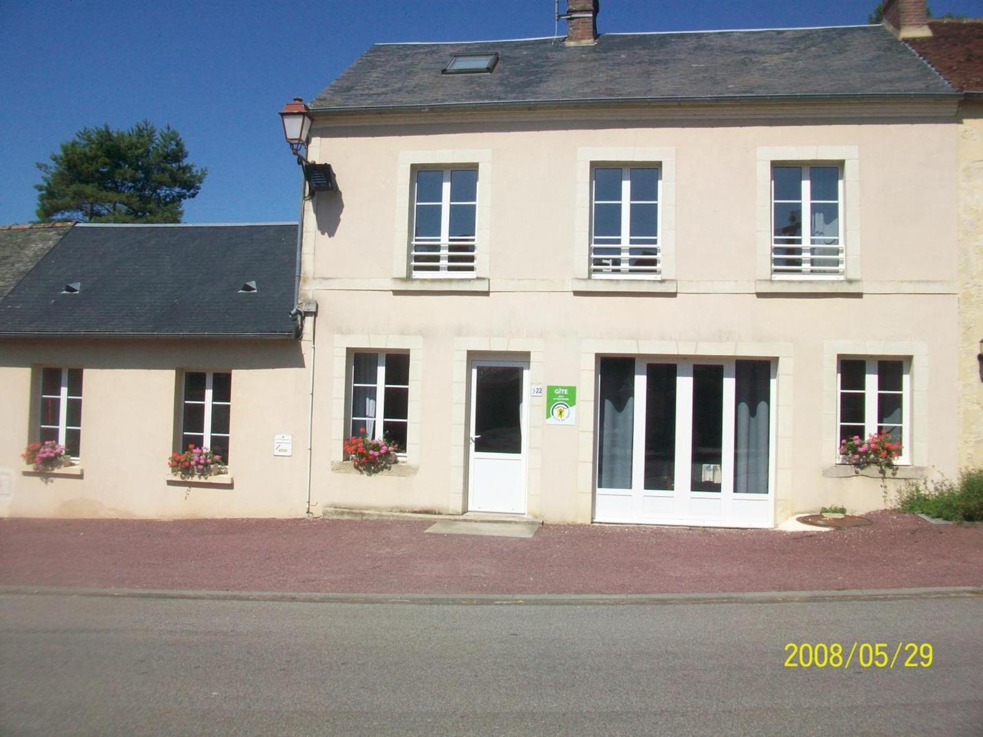 Maison Percheronne Spacieuse Avec Billard, Babyfoot, Et Jardin Clos, Animaux Bienvenus ! - Fr-1-497-65 La Mesniere Exteriér fotografie